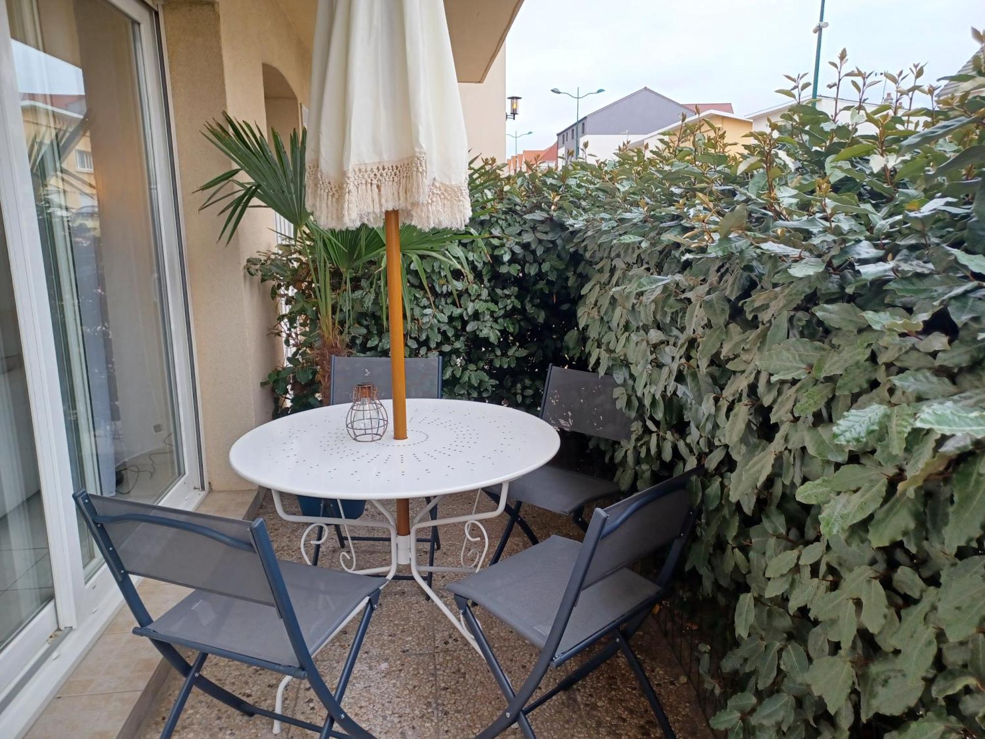 T3 Rez-De-Chaussee Lumineux Avec Terrasse Proche Plage Cucq Esterno foto